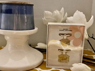 Mother’s Day Gifts. Fragrance Set. Marc Jacobs