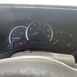 Cadillac Escalade Cluster Part