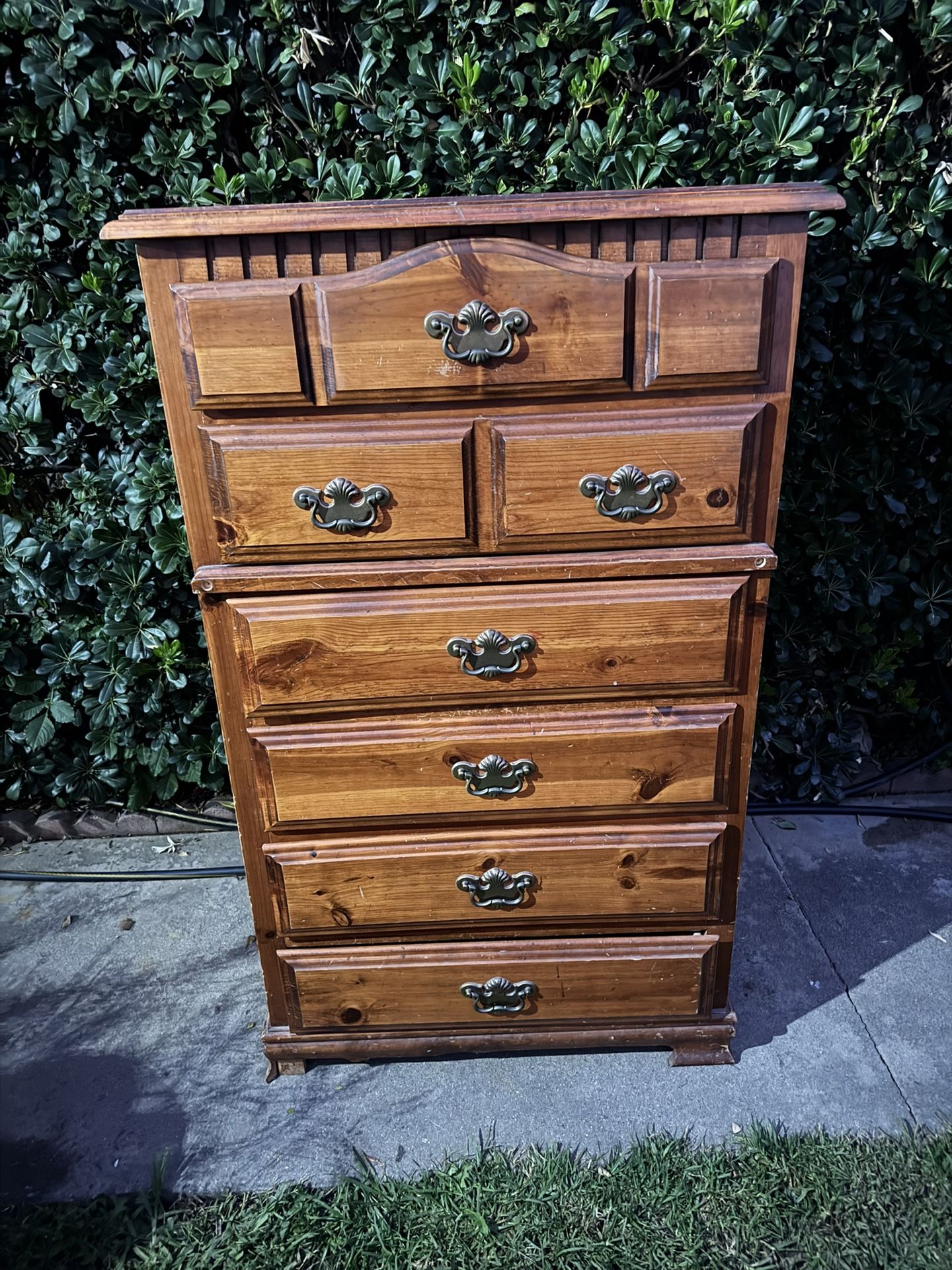 Dresser 6?drawers Solid Wood Tall 53" Long 32" Wideb17"