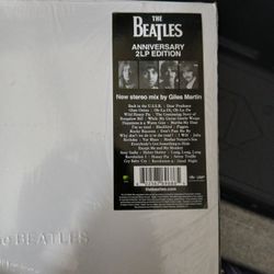 The BEATLES Anniversary 2lp Edition