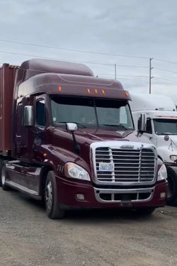 Freightliner Cascadia Semi Truck
