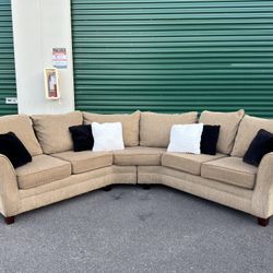 Nice Large Half Moon Shaped Sectional Couch ( Throw Pillows Not Included )