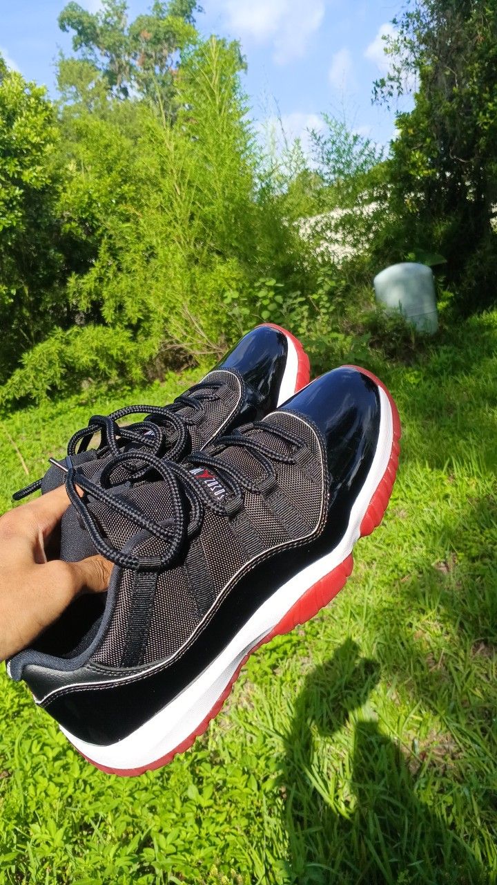 Jordan 11 Low