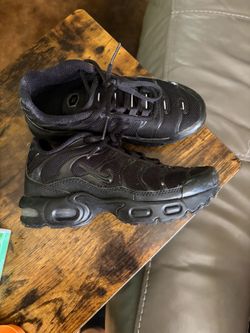 Kids Nike size 1Y
