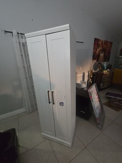 Cabinet for Clothing