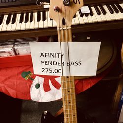 Fender bass Guitar 
