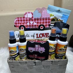 Valentine’s Gift Basket For Him