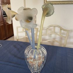 Unique Glass Flowers In Crystal Vase