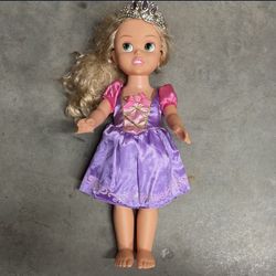 Princess Repuzel Lights Up Talks 20 Inches Tall
