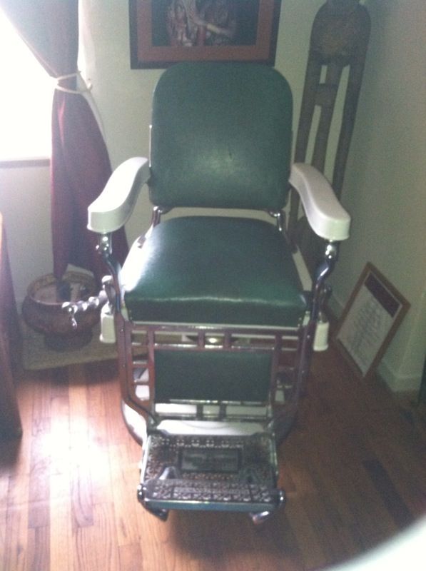 Vintage Barber Chair For In Seattle Wa Offerup