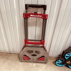 Milwaukee Fold Up Dolly