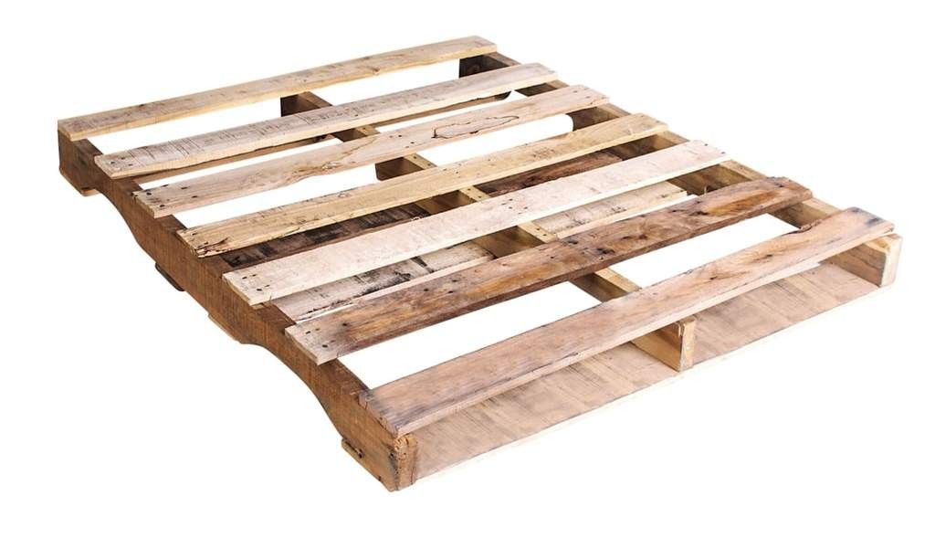 Wood pallets FREE to good home