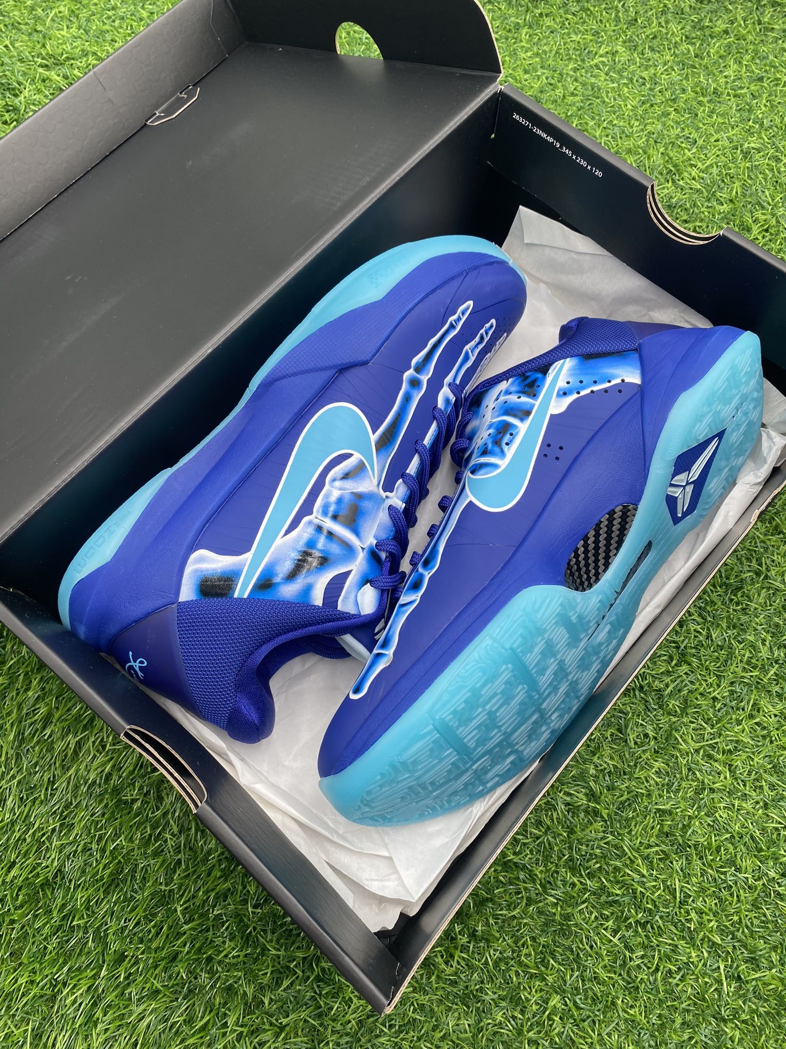New Kobe 5 Protro “X Ray” Size 10M