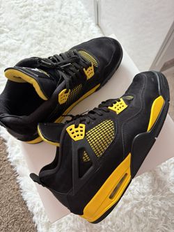 Air Jordan 4 Retro