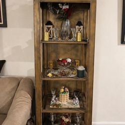 Display shelf