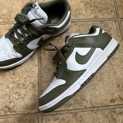 Nike Dunk Low Olive Green