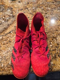 *Used* Men's Adidas Predator