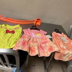 Dog Cloth.    And Dog Leash 