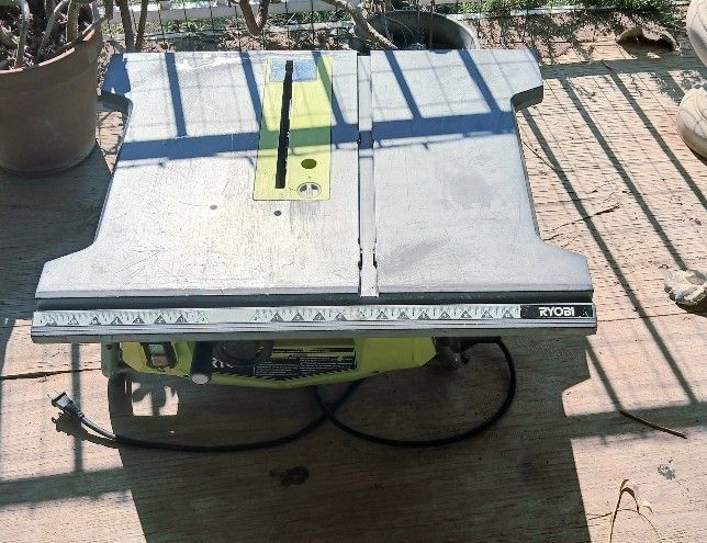Ryobi Table Saw