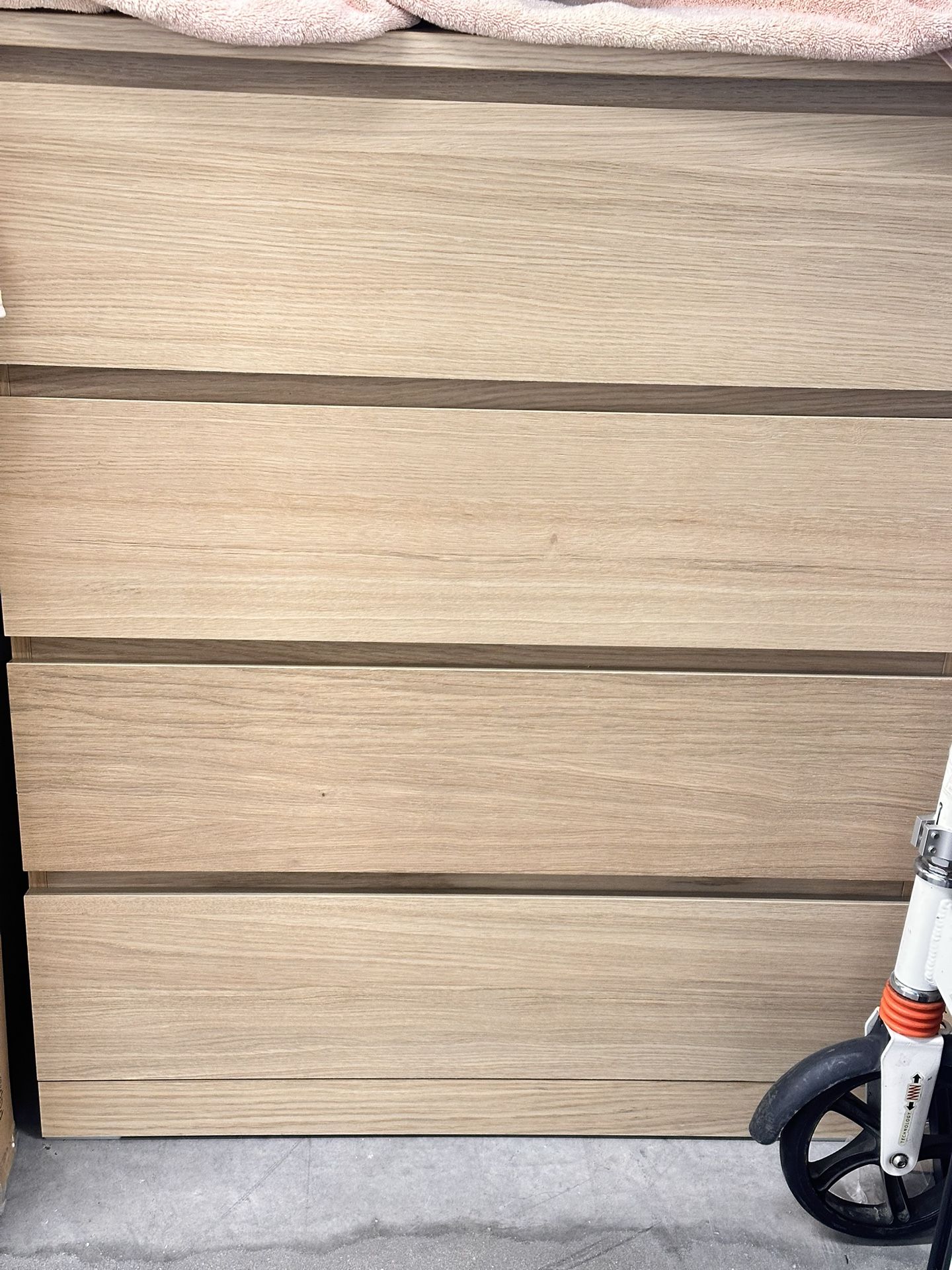 IKEA Dresser - Like New (no assembly :)