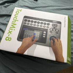 QSC Touchmix-8 