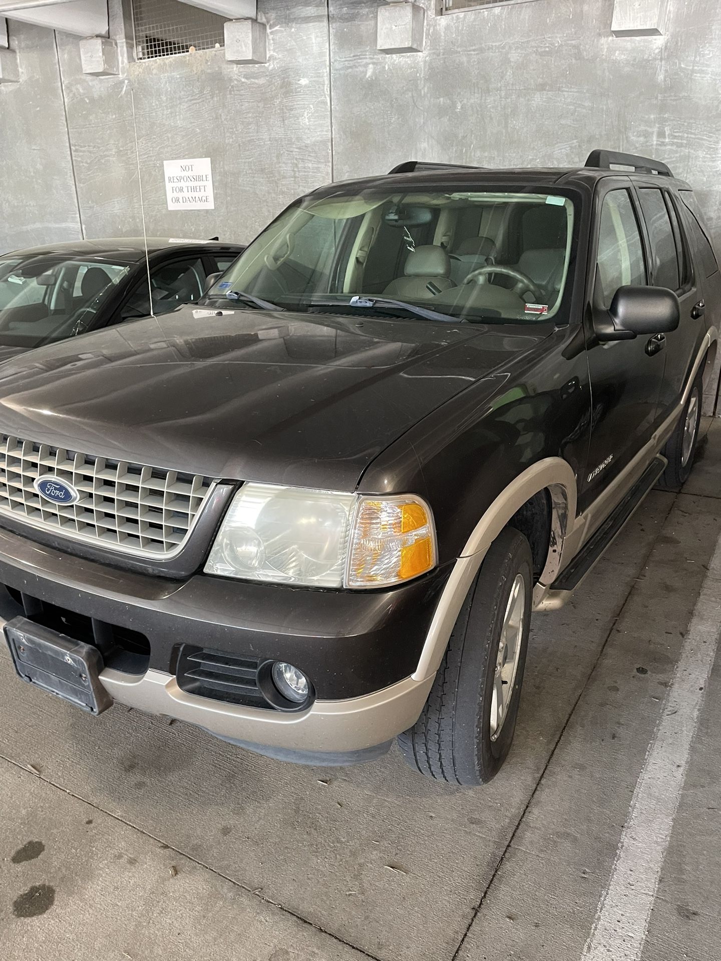 2005 Ford Explorer