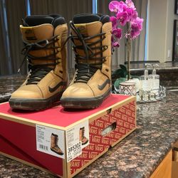 Vans Snowboard Boots 