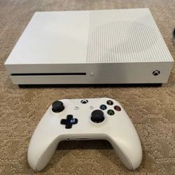 White Xbox With Xbox S Controller