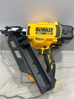 DeWalt DCN930B 20V Cordless Paper Tape Framing Nailer