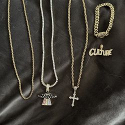 GLD Chains And Bracelet 