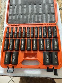 25 Piece Deep Socket Set 1/2 Inch Drive