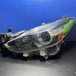 2017 2018 Mazda 3 Drive Side Headlight 