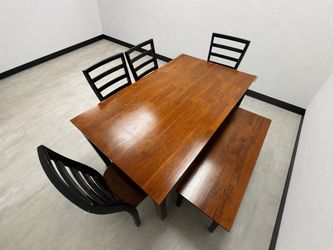 6-Piece Dining Room Set – Table, 4 Chairs & Bench
