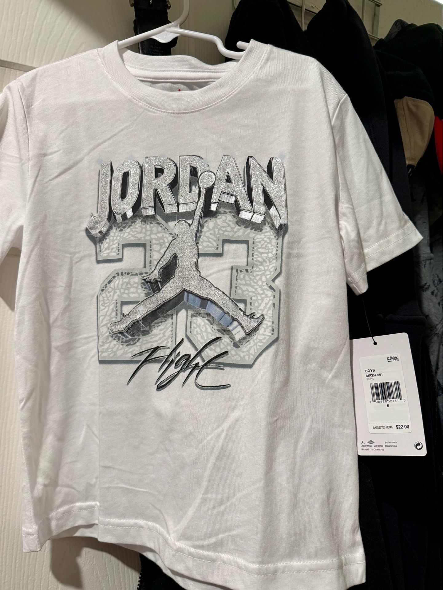 Boys Jordan’s shirt