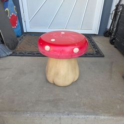 Mushroom stool