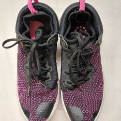 Nike Joyride Running Shoes – Black / Pink, Size US 9.5
