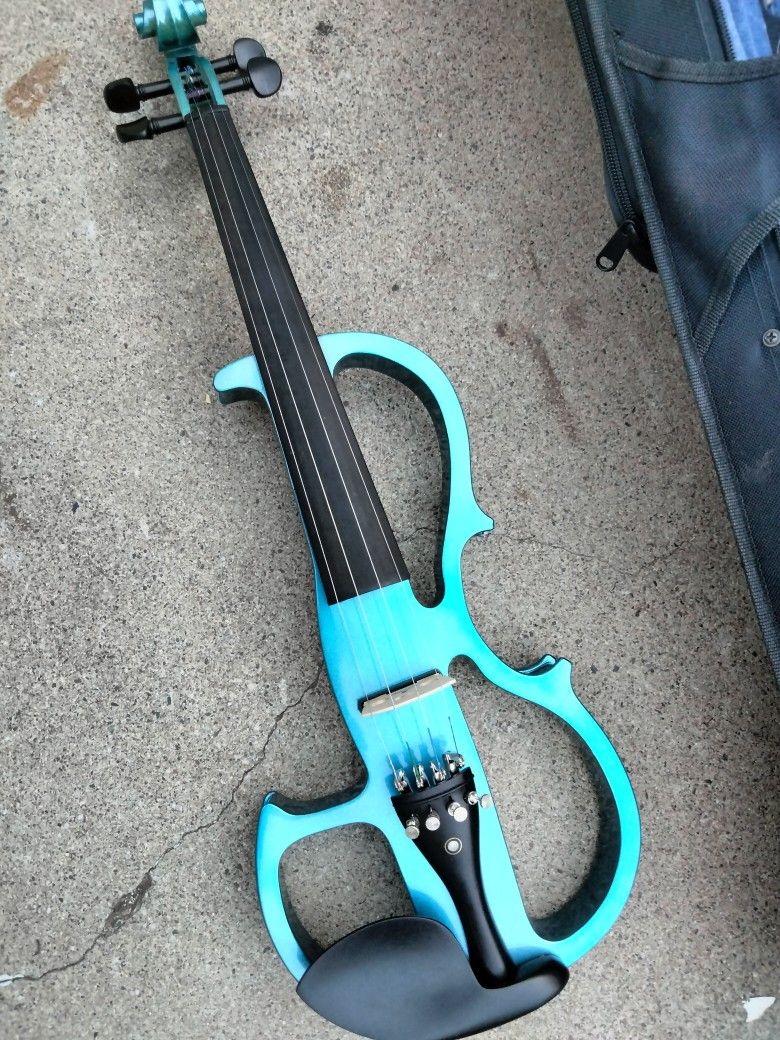 Cecilio Electronic Violin---- Brand New