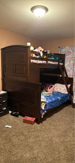 Dark Wood Twin over Full Bunk Bed