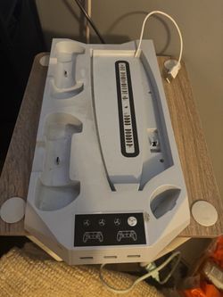 PS5 cooling station