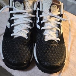 New Balance Coco Gauff Shoes  Black  andWhite