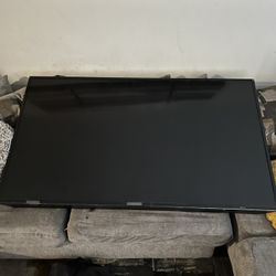 60” Insignia Smart Tv