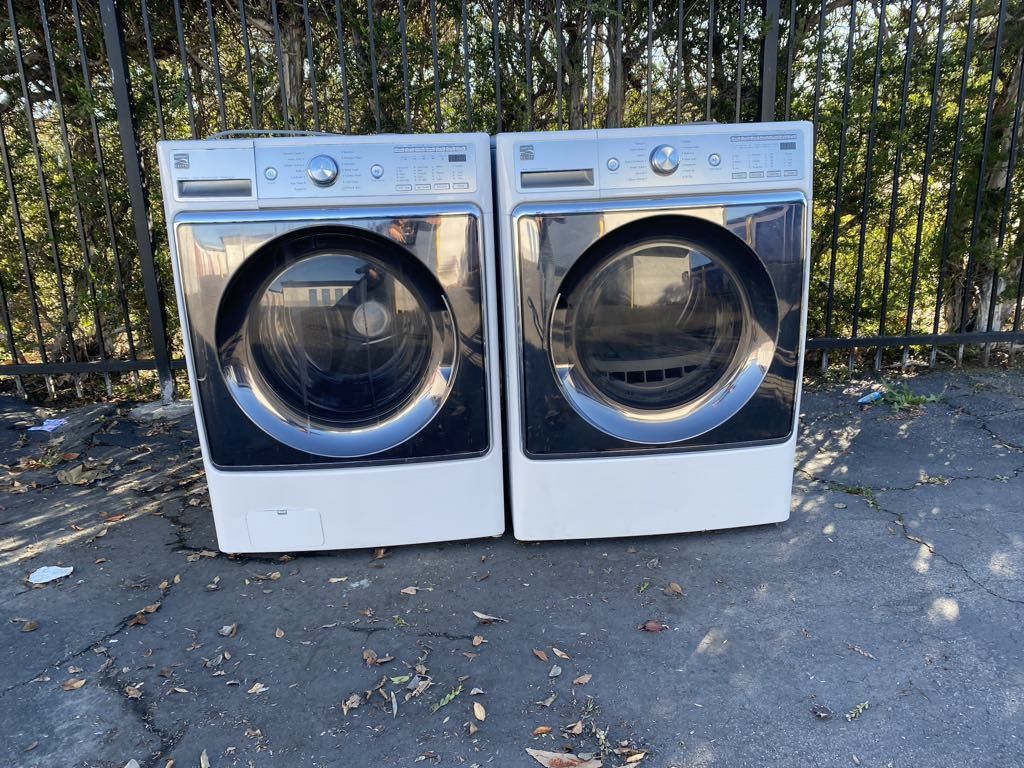 Washer And Electric220v Dryer 30” Kenmore