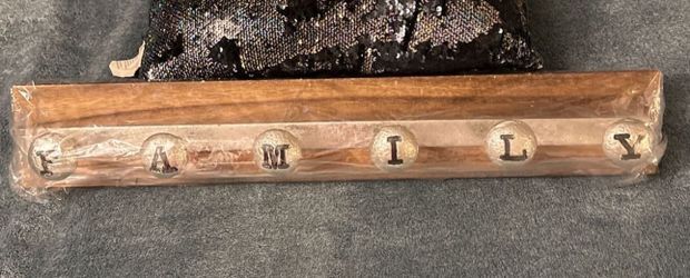 Farmhouse Family Sign 