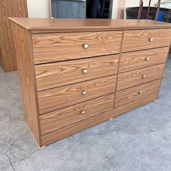 Eight Drawers Dresser 