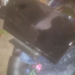 Coby Flat screen Tv  w. Remote