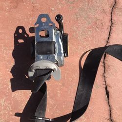 2012-2017 Toyota PriusC Left Seatbelt