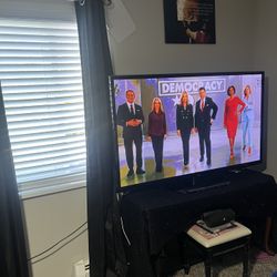 60” Inch Tv  LG FLAT SCREEN 