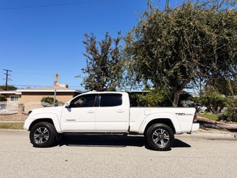Toyota Tacoma 2015