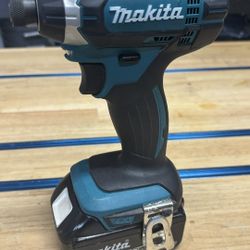 Makita 18V Cordless Impact Driver w/ Battery & Charger