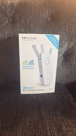 TP-Link AC1200 Wi-Fi Range Extender RE35